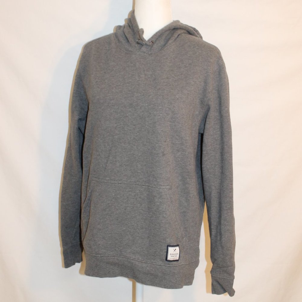 Denver Hayes Hoodie Size Large Heather Gray Kangaroo Pocket Long Sleeve Heavy